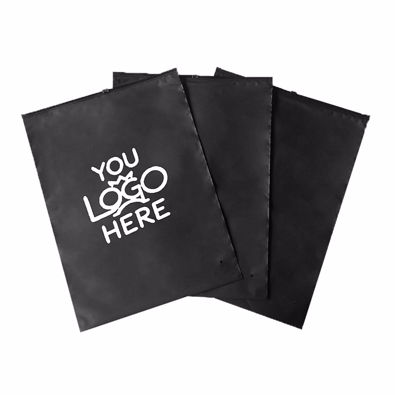 7.9 x 5.9 Inch Frosted Zipper Clothing Packaging bag