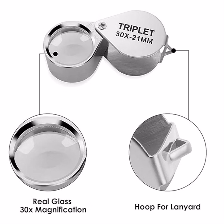 Glass lens with a chrome-plated metal body Magnifying
