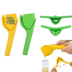 Handheld Lemon Juicer 1