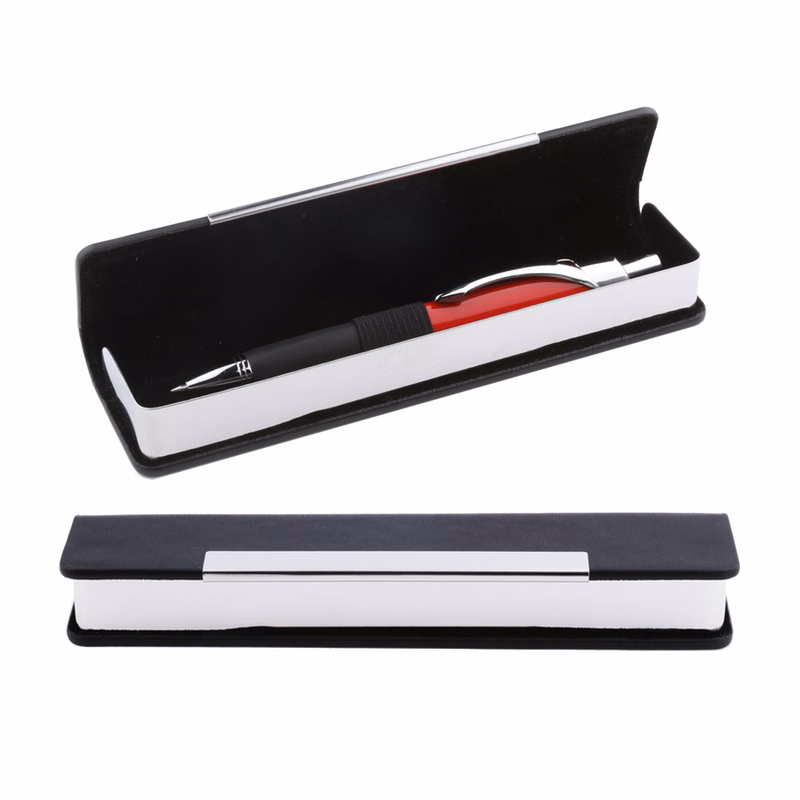 Leatherette & Metal case w/Magnetic Closure