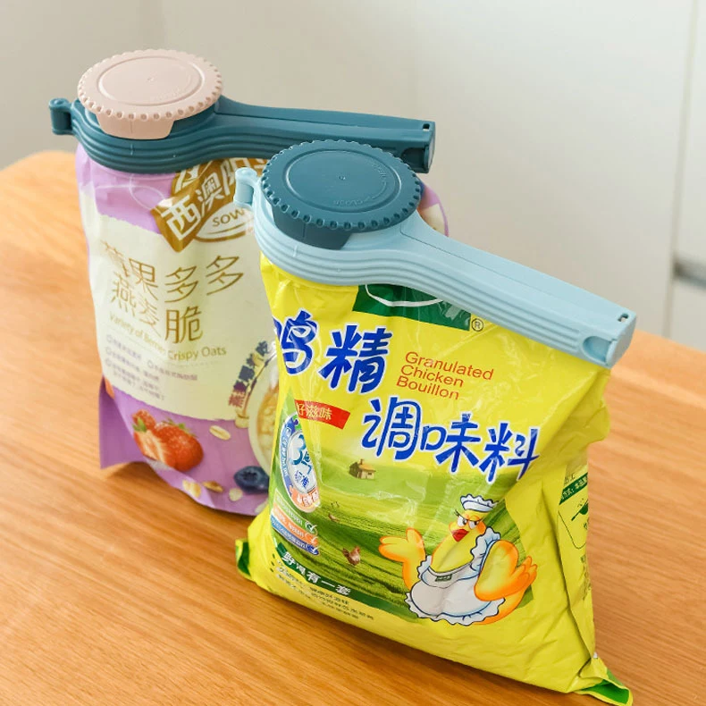 Chip Bag Sealing Clips with Pour Spouts 1