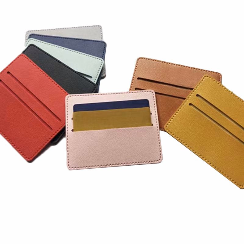 MOQ200 Compact and Exquisite Credit Card Case