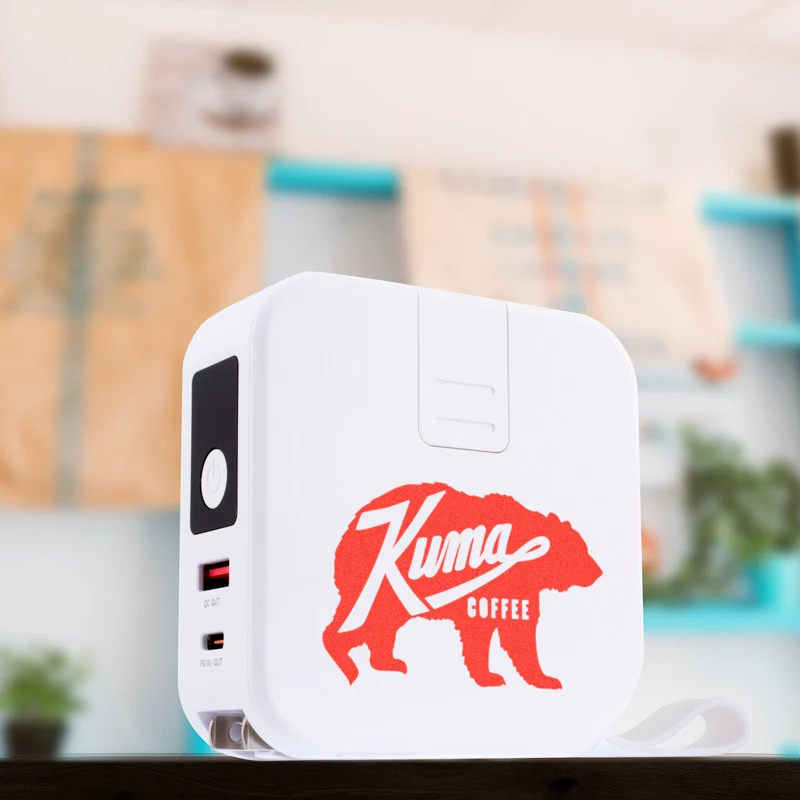 Chi-Charge 6-in-1 Click 10K Universal Charger 1