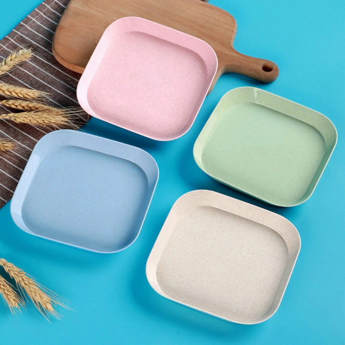 4-Piece Square Lightweight Wheat Straw Plates 1