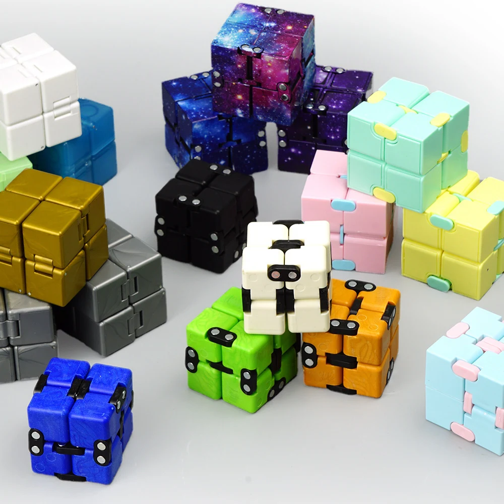 Folding Infinite Puzzle Cube 1