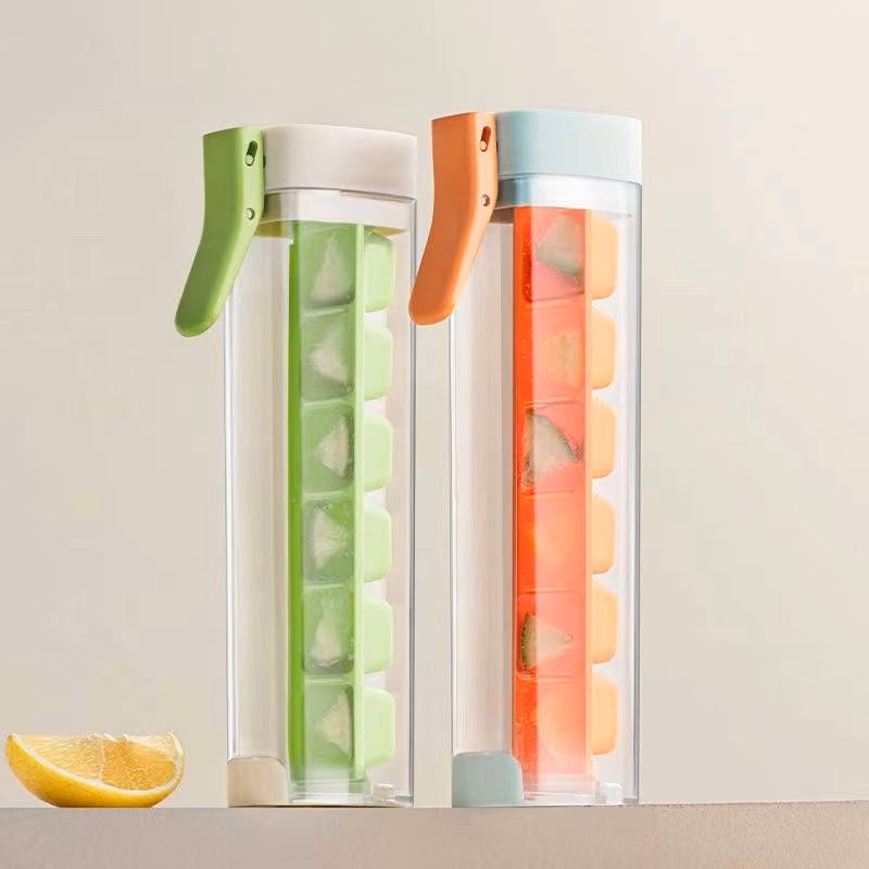 Small One-Hand Ice Cube Mold