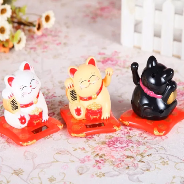 Custom Lucky Cat Desktop Figurine — Full-Color Décor for Corporate Office Gifting