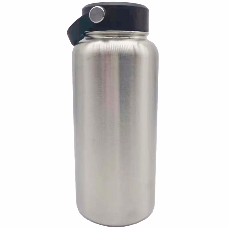 32 oz Stainless Bottle with Plastic Lid