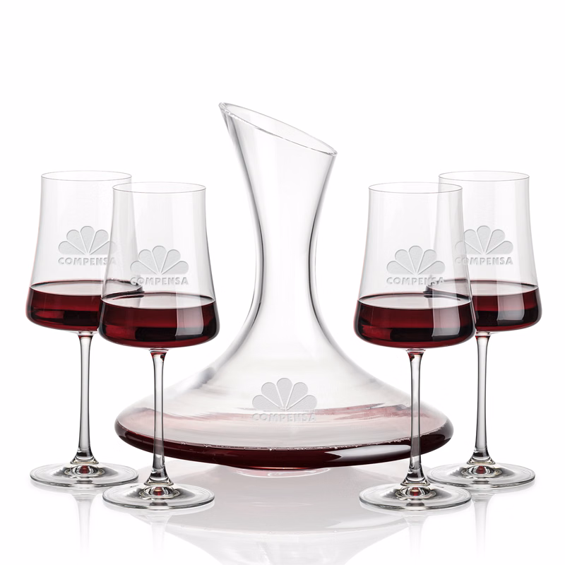 Madagascar Carafe & Dakota Wine