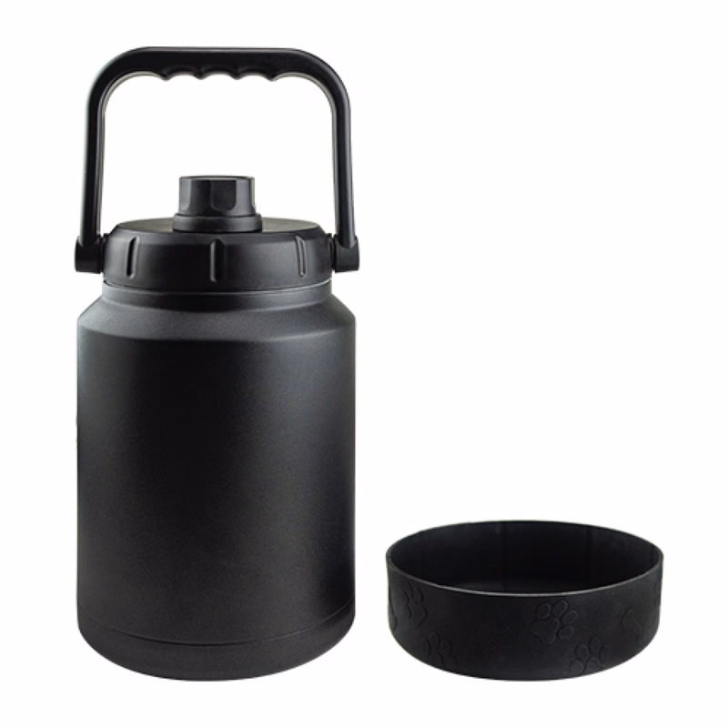 Mighty Jug w/Dog Bowl