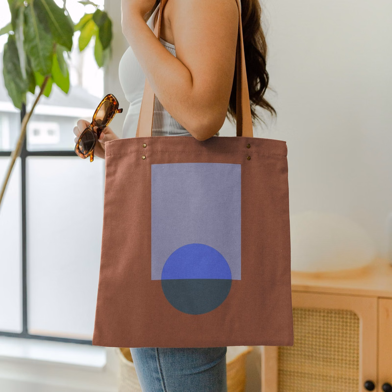 MAIN SQUEEZE - COLORED CANVAS WITH LEATHER HANDLES