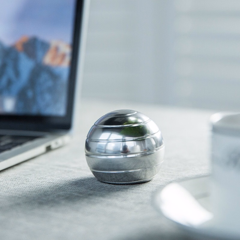 SpinSphere Desk Ball