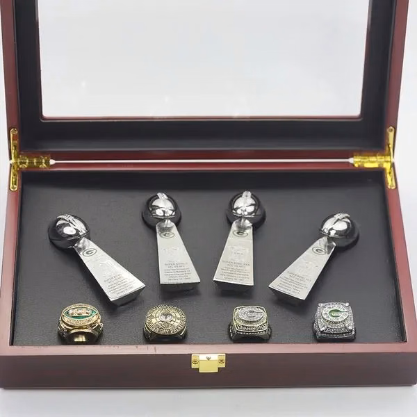 4 Green Bay Packers Championship Rings Set with 4 Trophies
