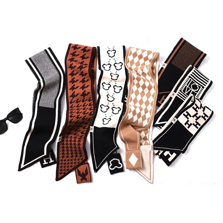 Houndstooth Scarf 1