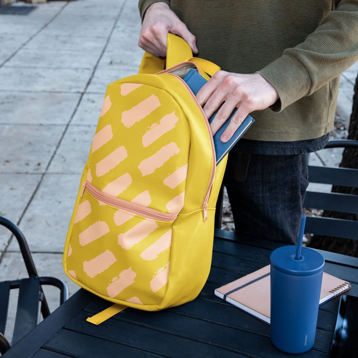 SIMPLE BACKPACK - VEGAN LEATHER 1