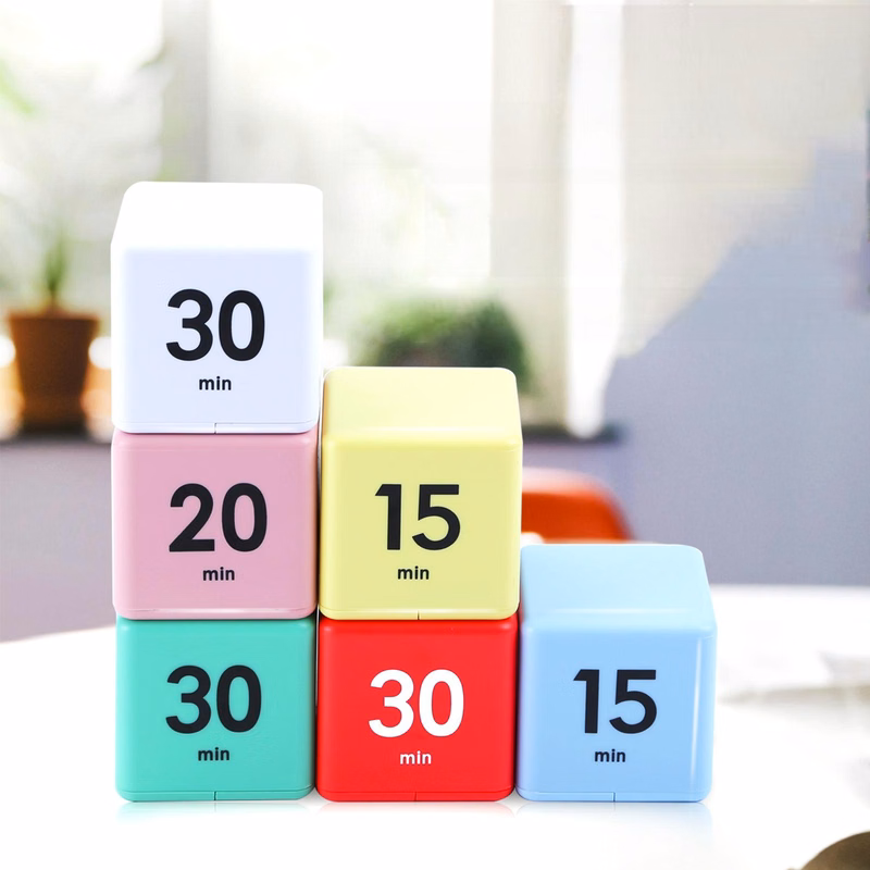 Digital flipped countdown timer cube