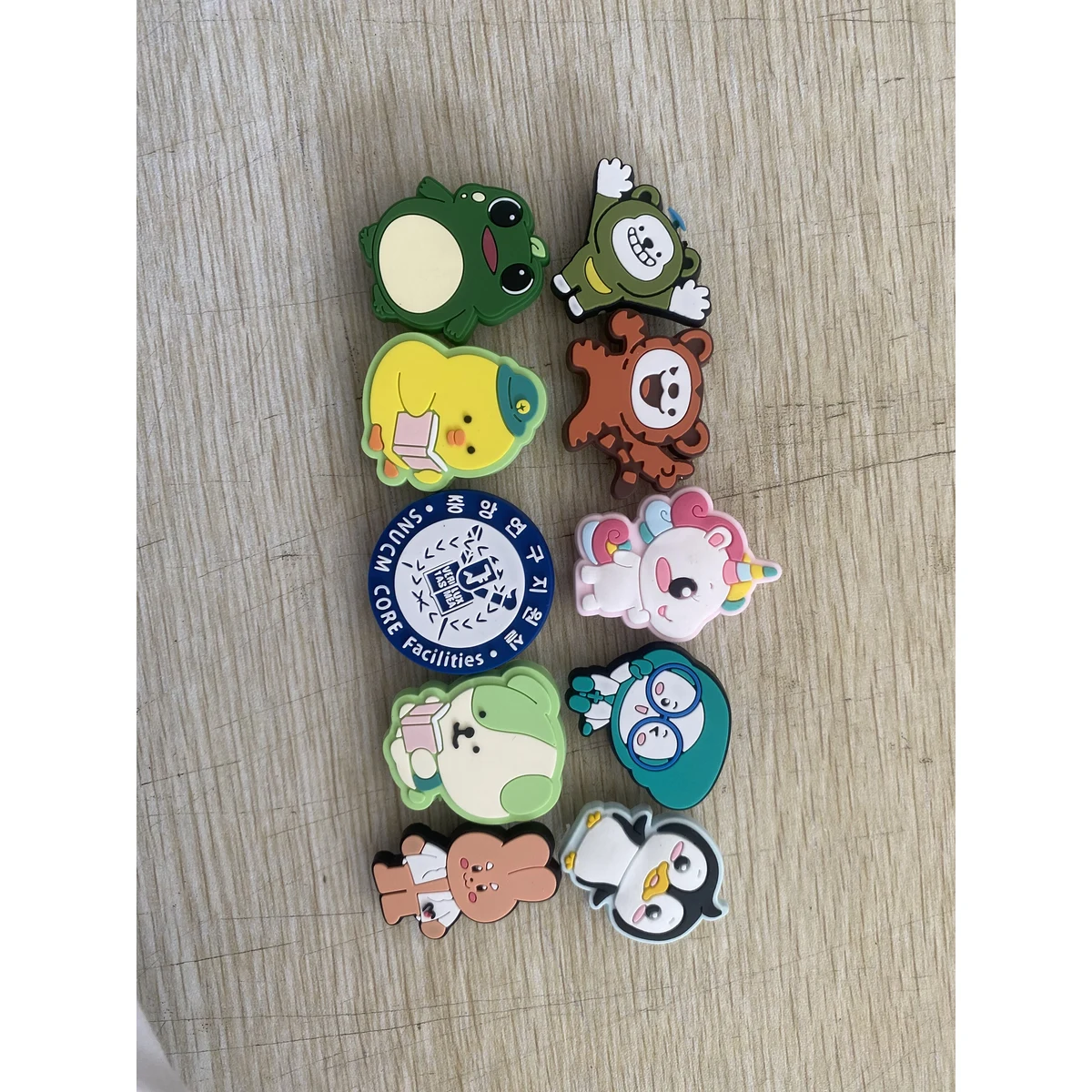 Shoe Pin / Charm 1