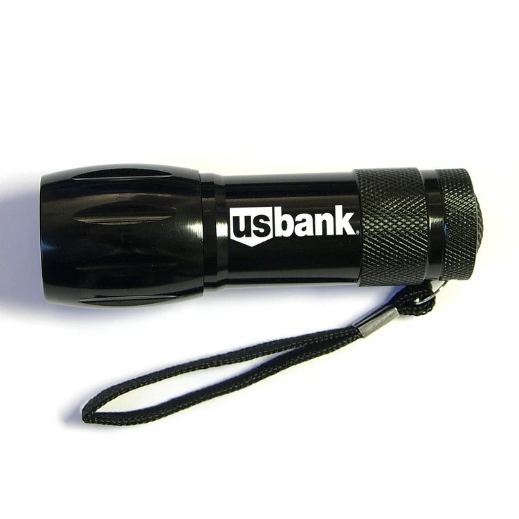 Metal 9 LED flashlight 1