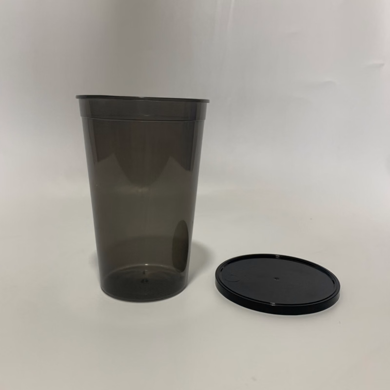 20 OZ Plastic Stadium Cup with Lid