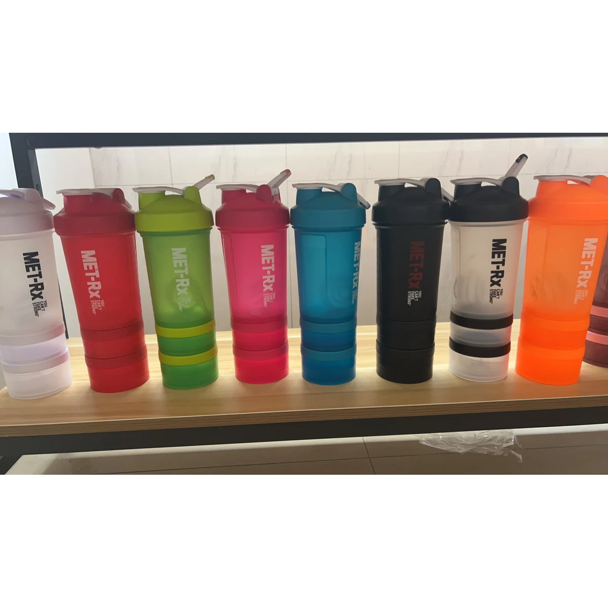 17oz Compartment Shaker Bottles 1