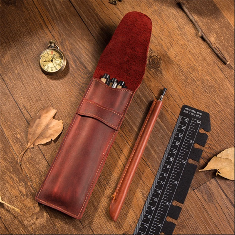 Retro style leather pen bag
