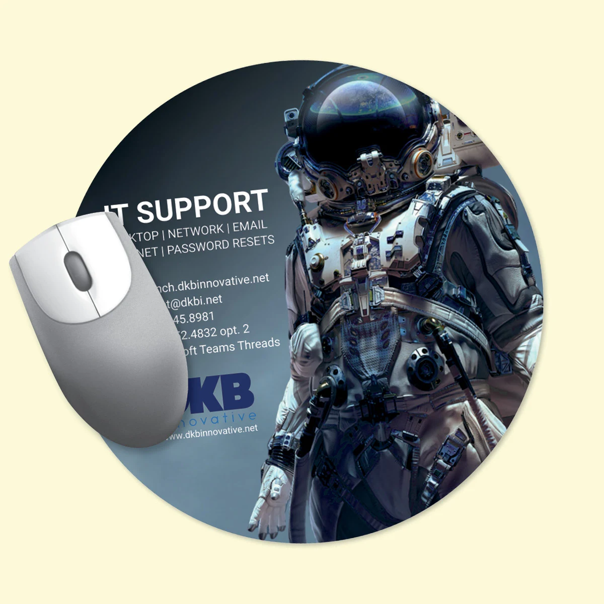 Peel&Place 8" Round x.015" Ultra-Thin Mouse Pad 1