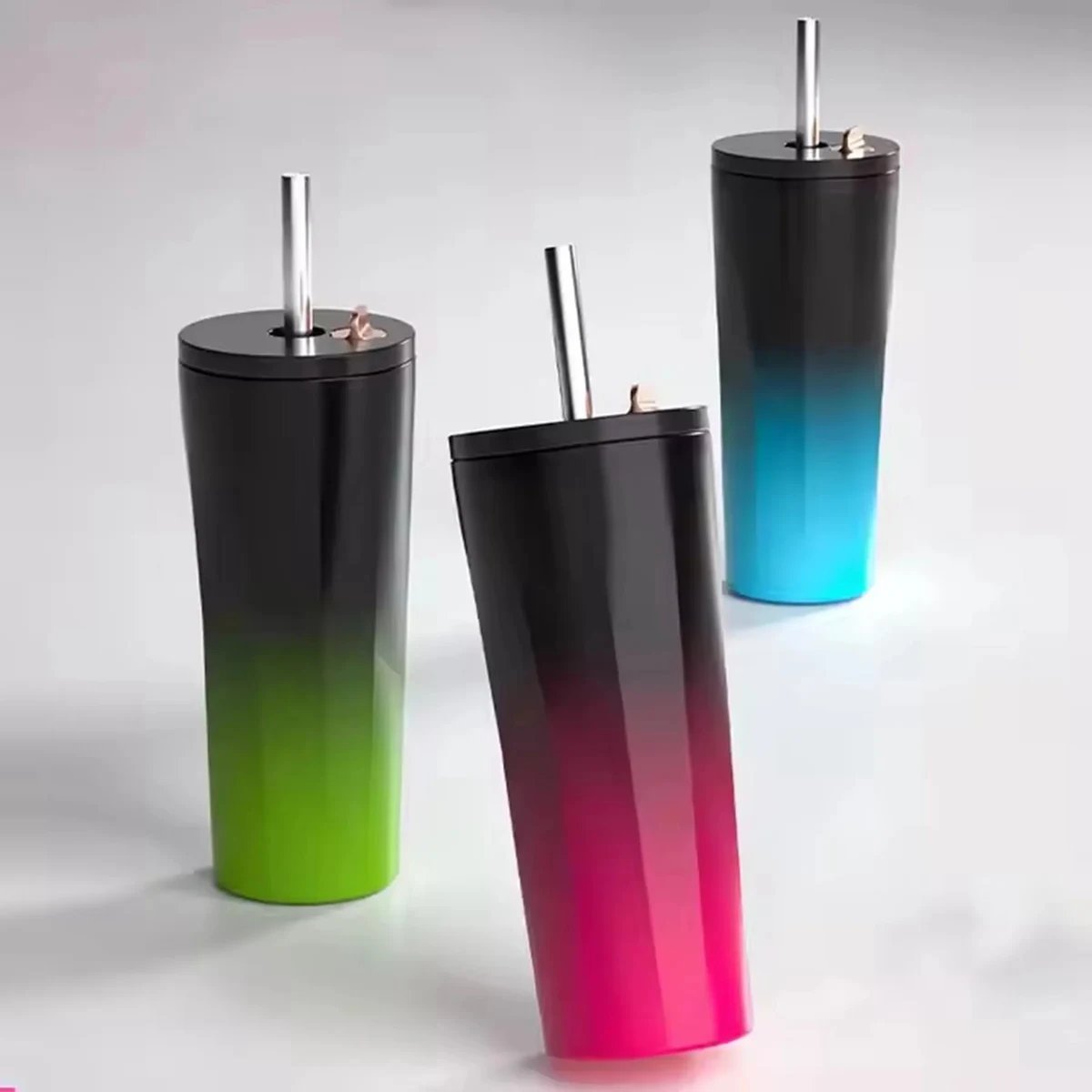 24 Oz. Diamond Shaped Double Wall Gradient Colored Straw Cup 1