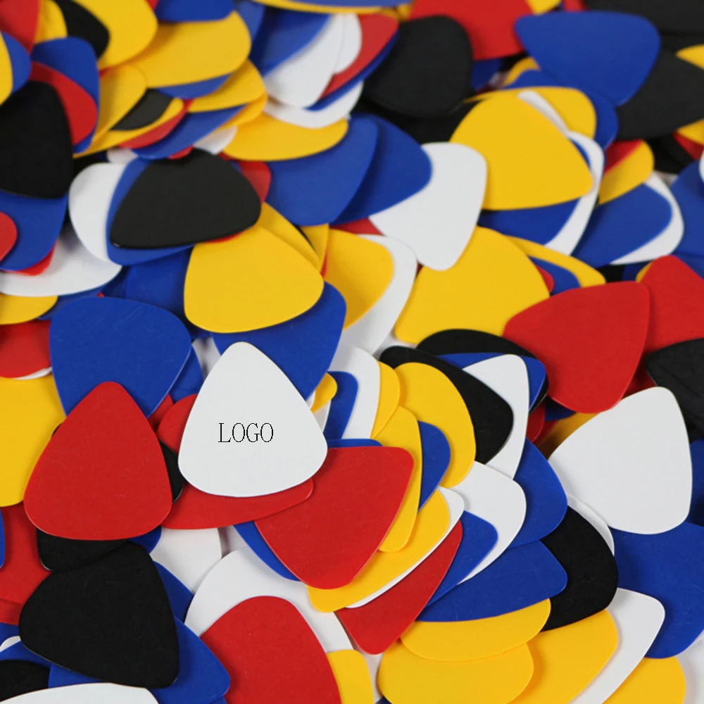 Standard Shape Guitar Pick 1