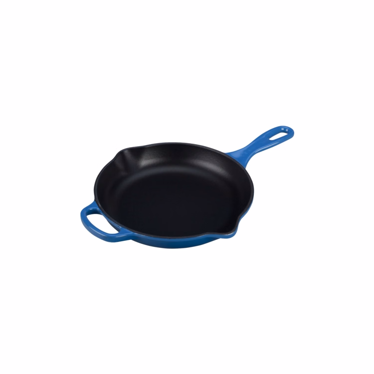 Le Creuset 9-inch Signature Skillet