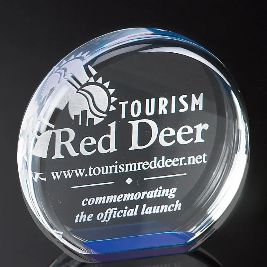 Freestanding Reflective Acrylic Circle 1