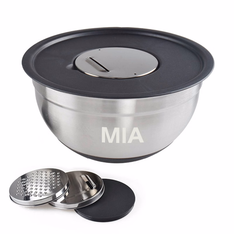 Stainless steel salad bowl