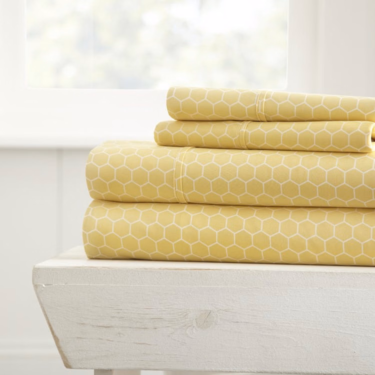 Premium Sheet Sets - Yellow Honeycomb Cali King 4 Piece