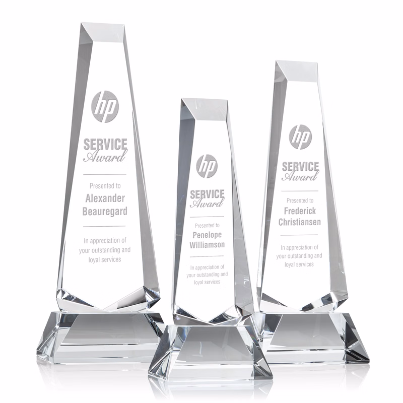 Rustern Obelisk Award on Base - Clear
