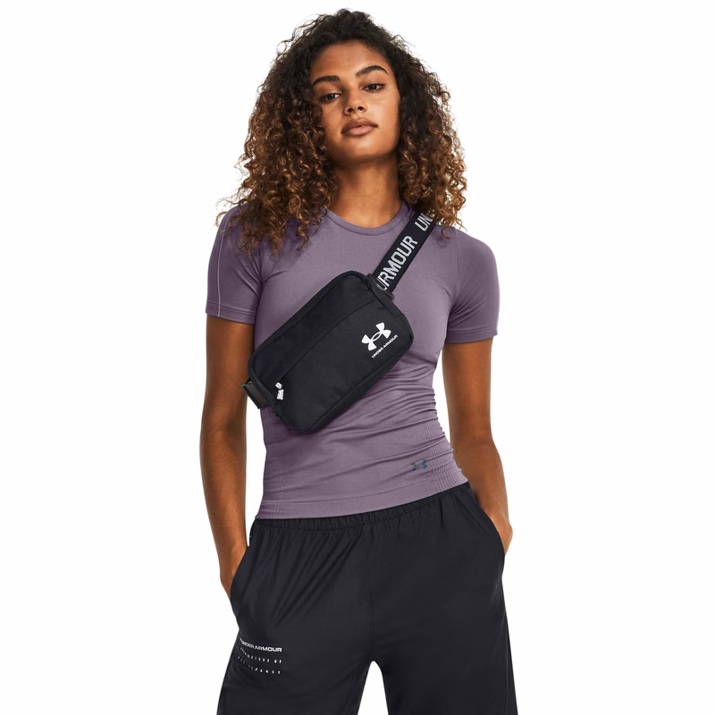 UA Essential Waist Bag Crossbody