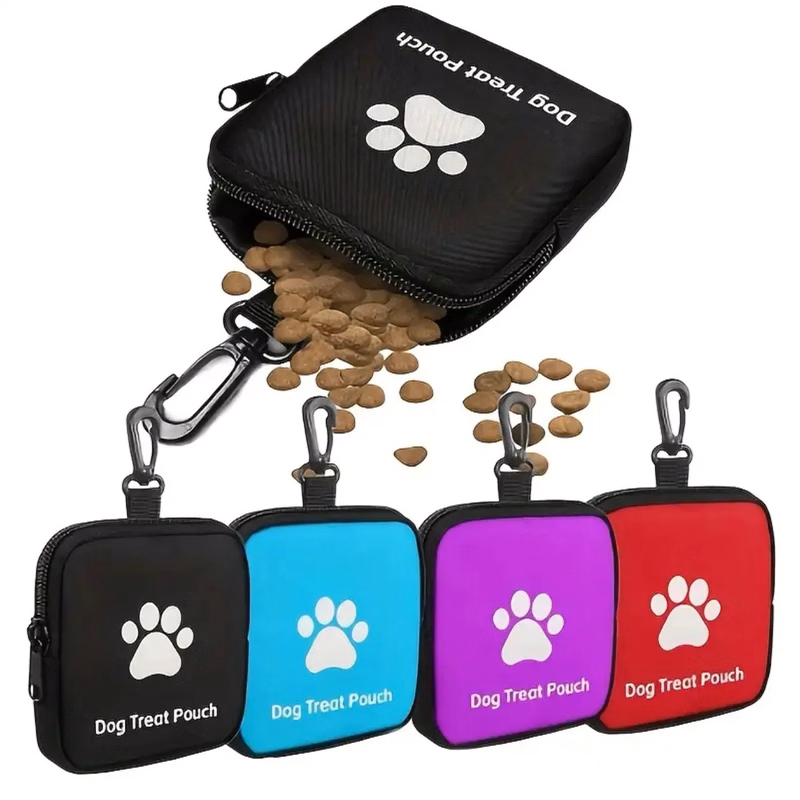 Portable Square Pet Treat Pouch with Carabiner for Training