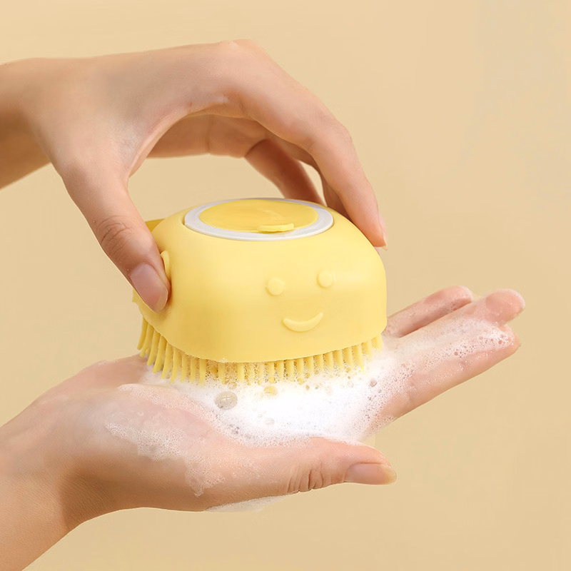Pet Grooming Bath Massage Brush with Soap and Shampoo Dispenser