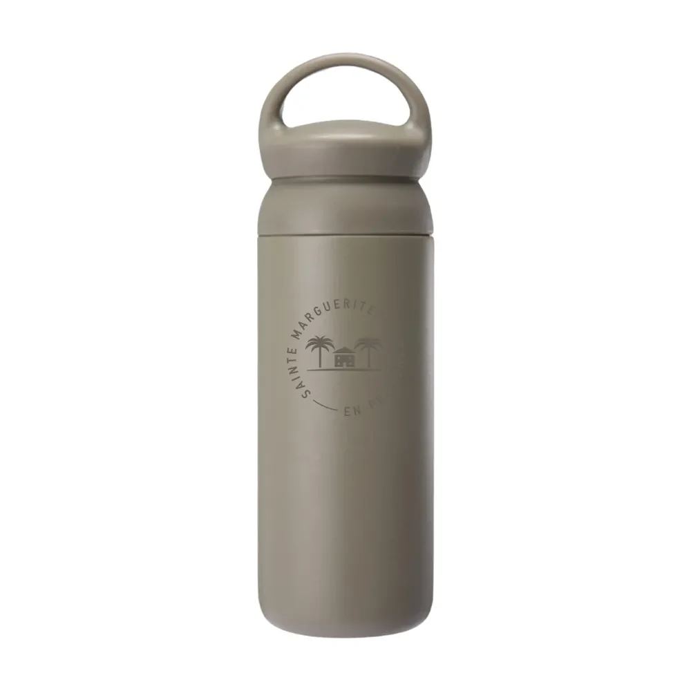17oz. Insulated Travel Flask with Handle 1