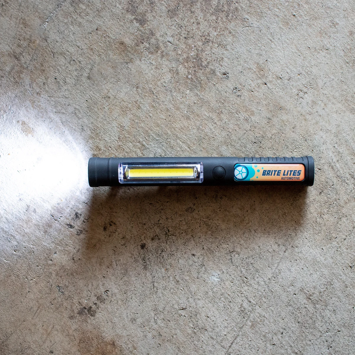 Smooth Operator COB Flashlight 1