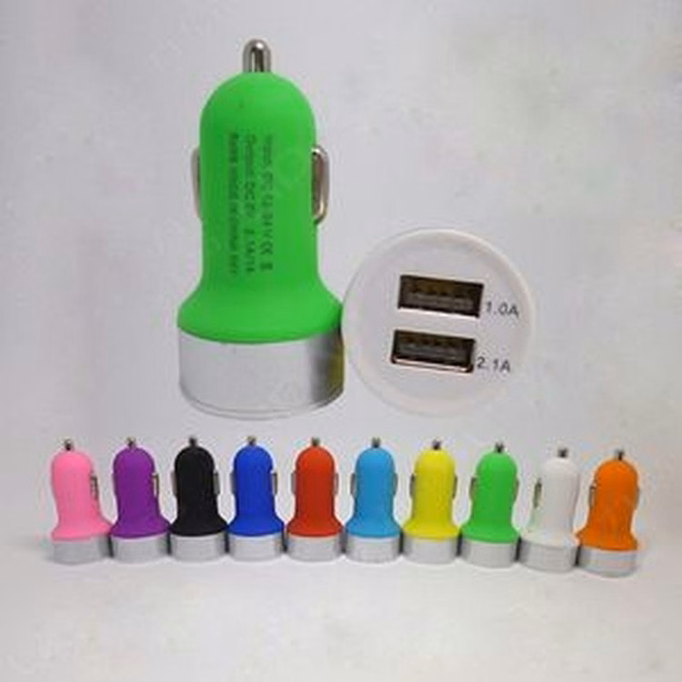 Double USB 10 Watt 2.1A+1A Output Interface Car Charger