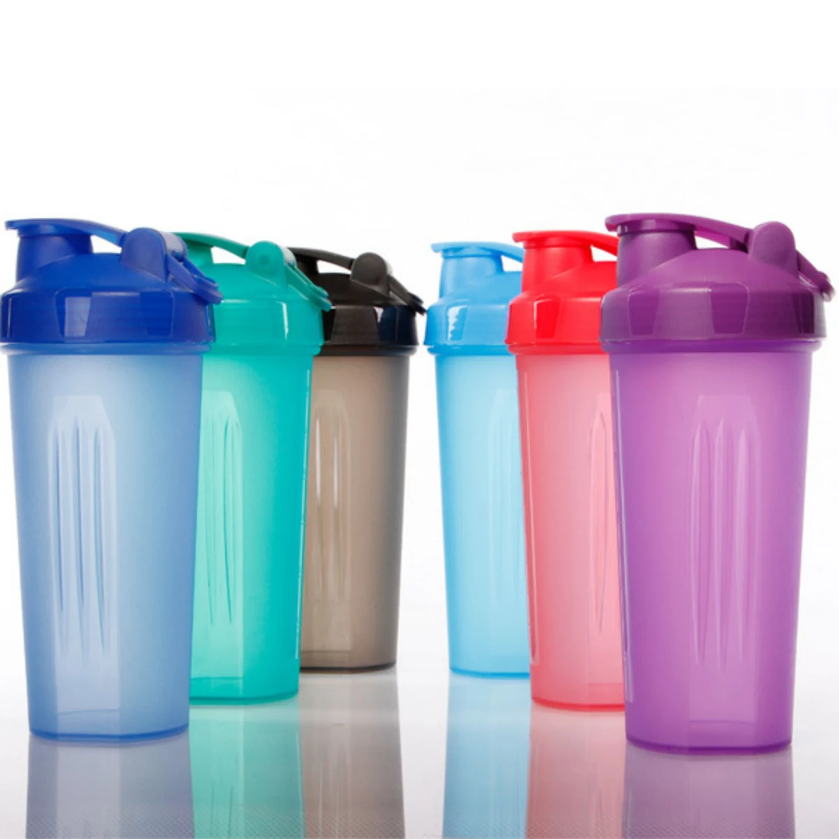 20 oz Protein Powder Shaking Cup 1