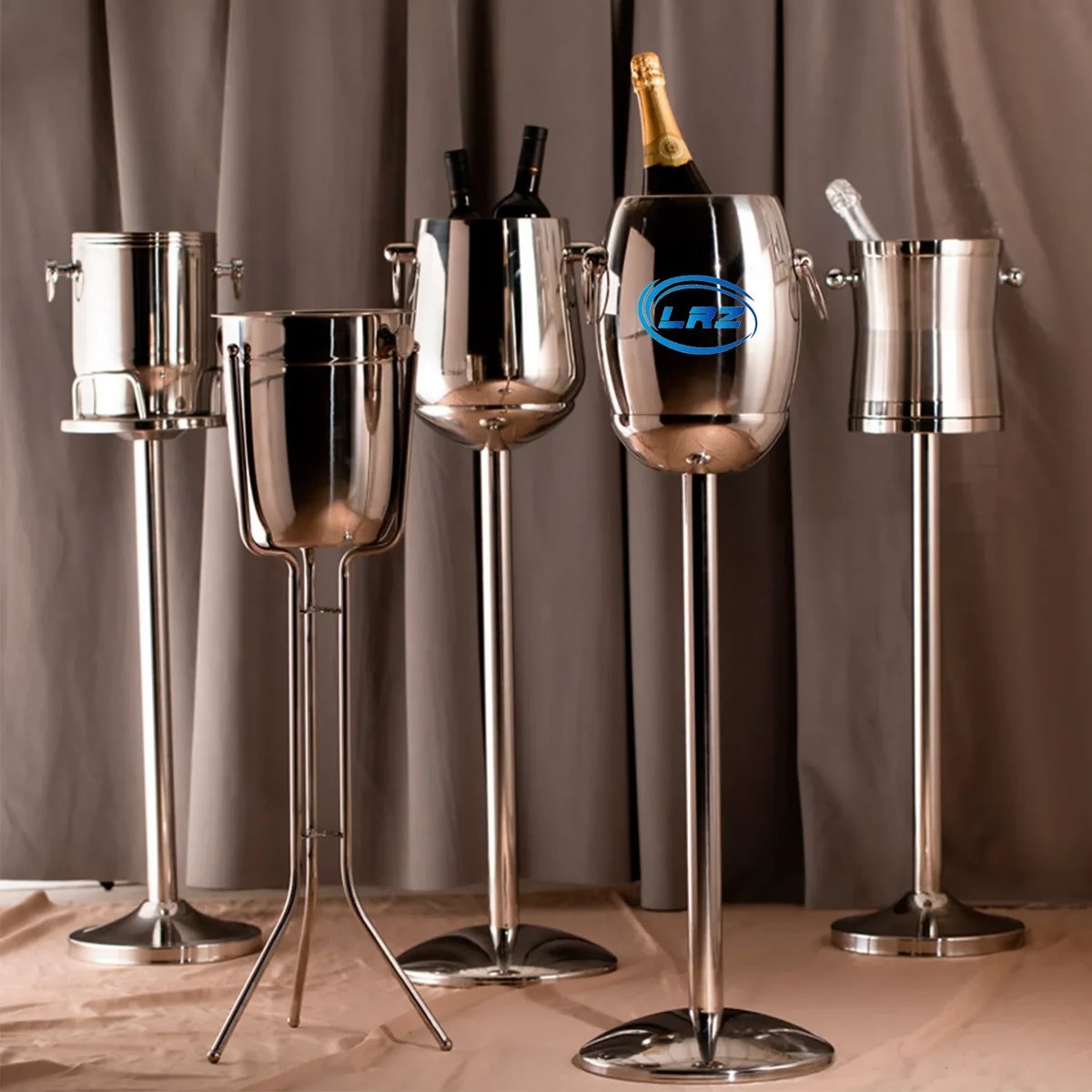 24"H Wine Bucket Stand w/ 1-Bucket Capacity 1
