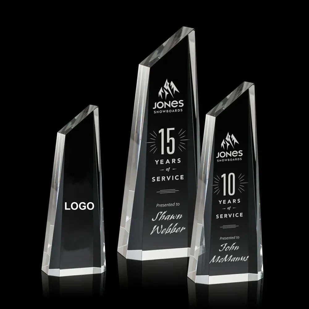 Crystal Faceted Peak Award 1