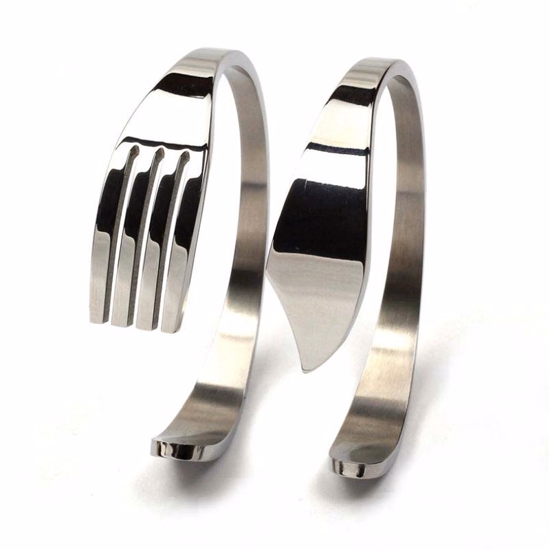 Titanium bracelet