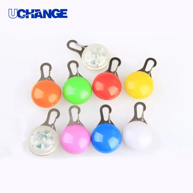 Clip-On Pet Collar Safety Light Pendant 1