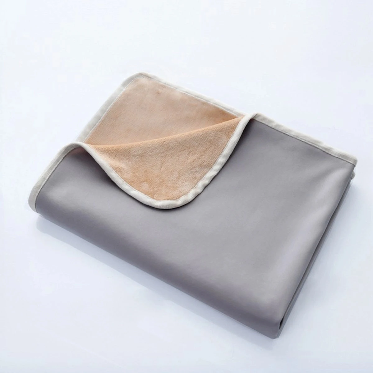Cooling Blanket Absorbs Heat To Keep 1