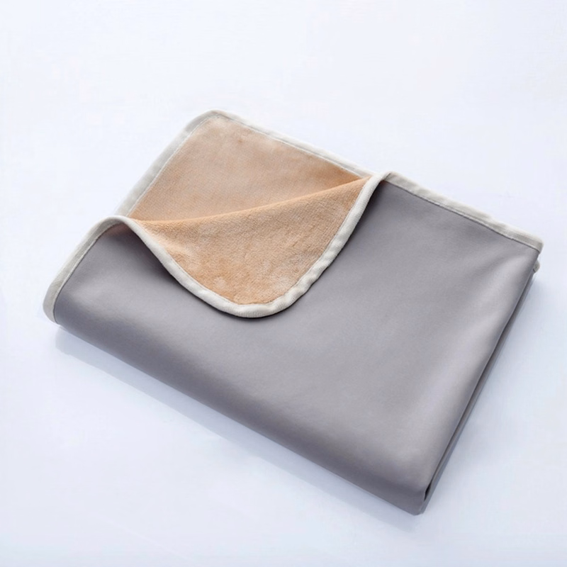 Cooling Blanket Absorbs Heat To Keep