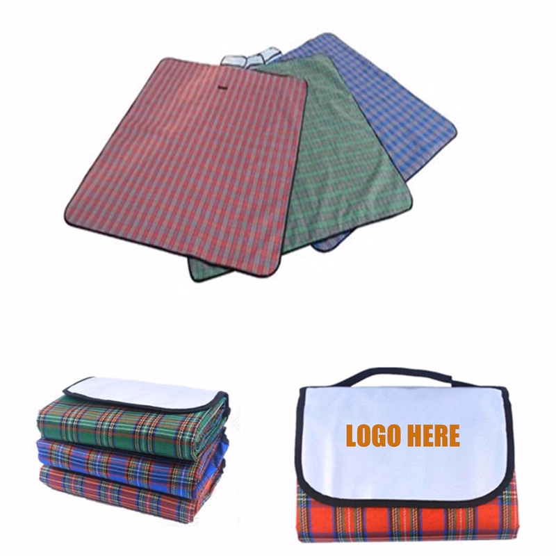 71" x 59 "Outdoor Folding Waterproof Picnic Mat