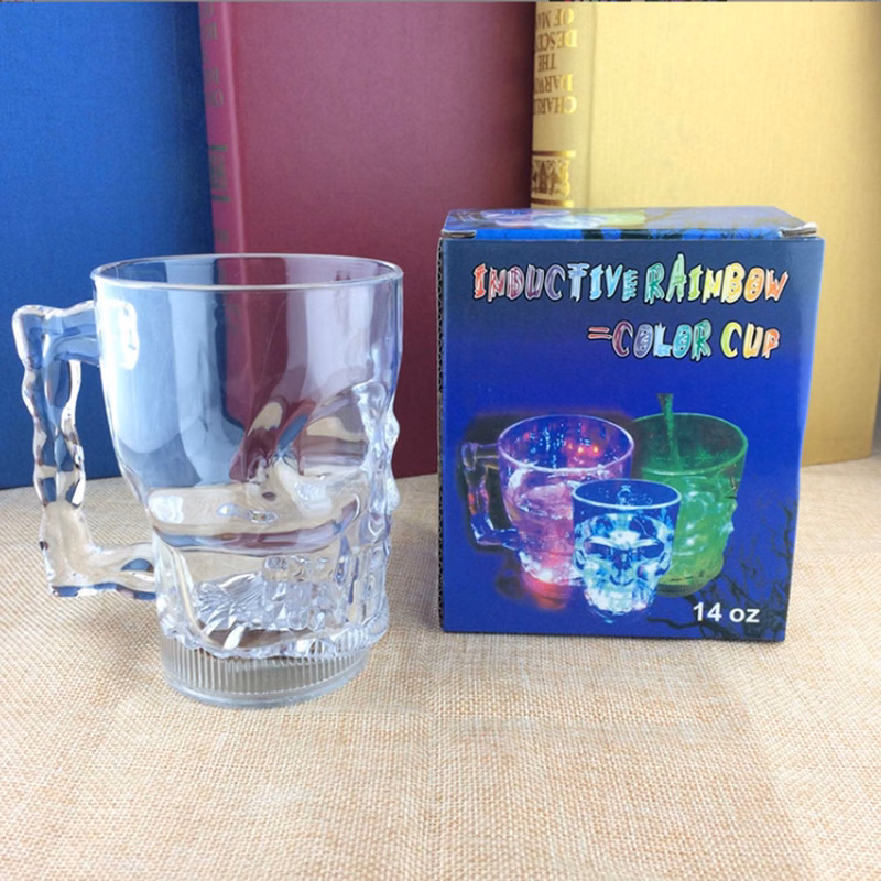 14 oz. Flashing LED Lighted Skull Cup