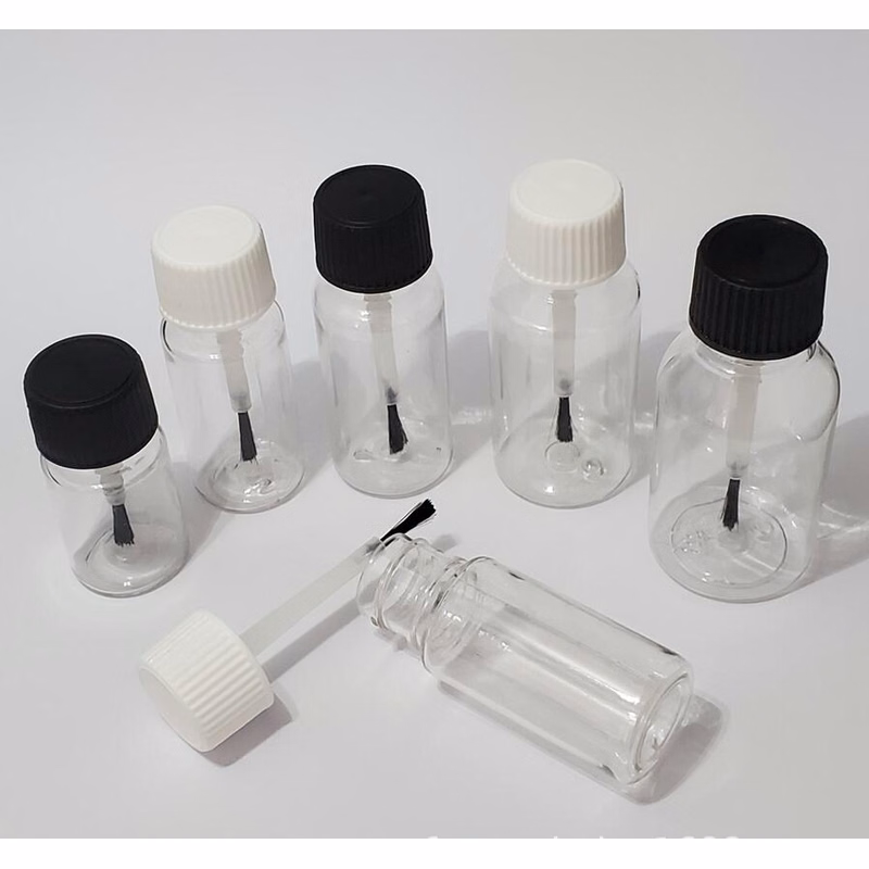 Plastic transparent small bottles
