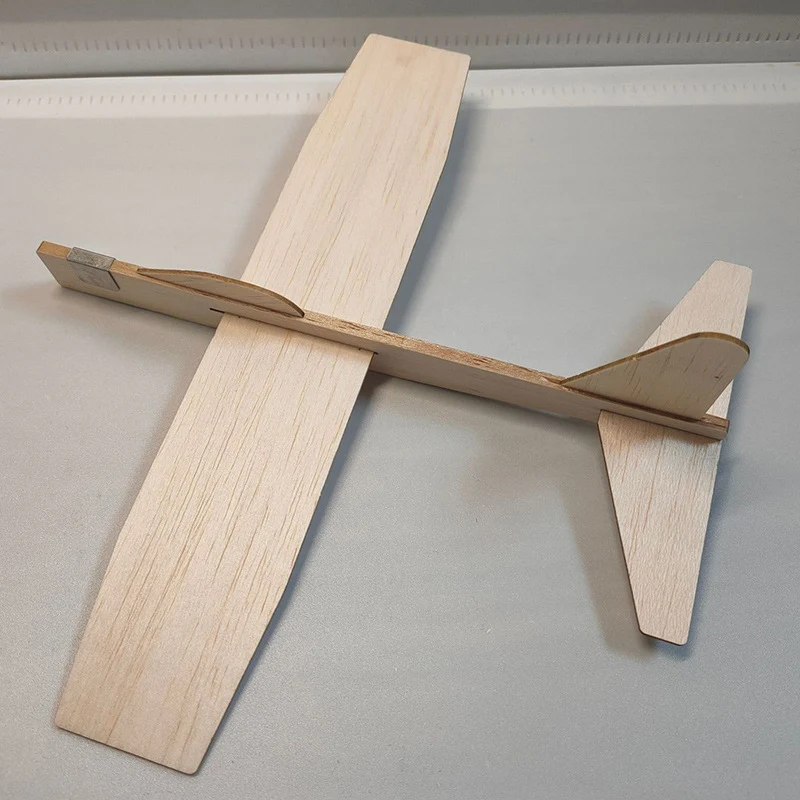 Basswood Gliders (Flyers) 1